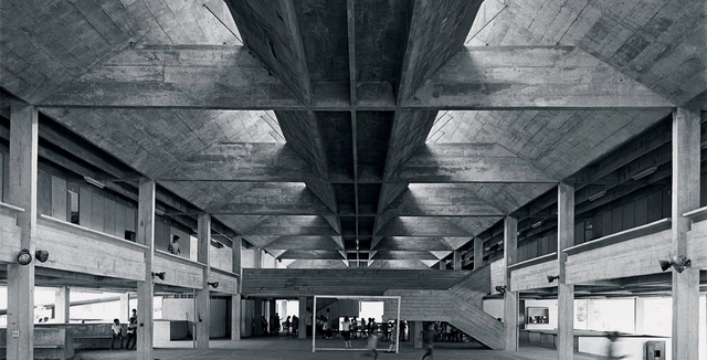 "In a class of its own": exposição sobre escolas de todo o mundo exibe projeto do arquiteto Decio Tozzi - Imagem de Destaque