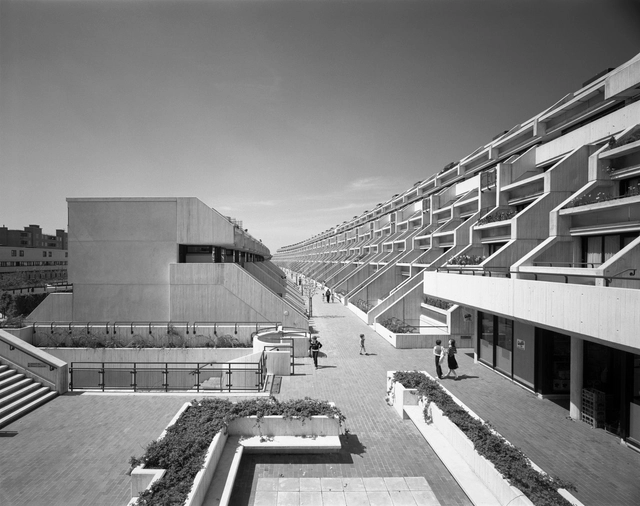 RIBA Awards 2018 Royal Gold Medal to Innovative Housing Architect Neave Brown - Featured Image