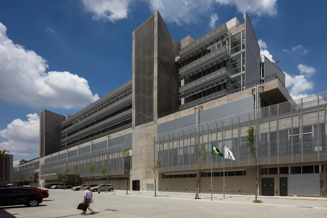 杜坎普公立急救医院 / SPBR Arquitetos - 建筑图, 医院, 表皮