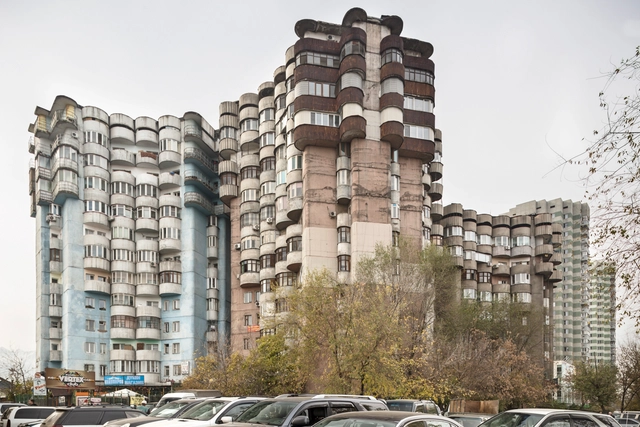 Brutalism in Central Asia: The Eastern Influences that Shaped Soviet Architecture - Featured Image