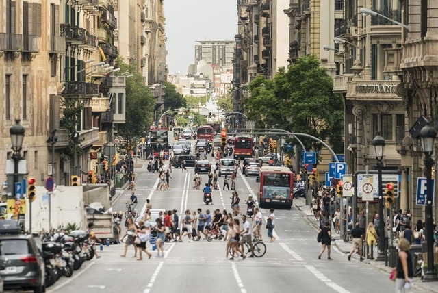 ¿Cómo se están adaptando las ciudades a las olas de calor? - Imagen Principal