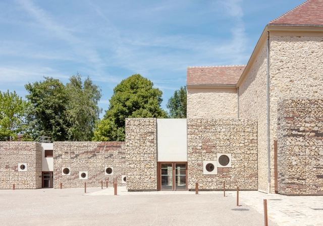 Chessy Cultural Center / Opus 5 architectes - Exterior Photography, Cultural Center, Facade, Arch