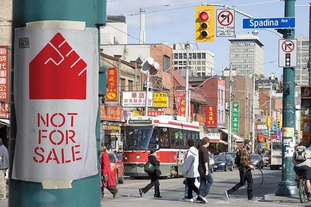 “¡No a la venta!”: el pabellón canadiense investiga la alienación de viviendas en la Bienal de Arquitectura de Venecia 2023 - Imagen Principal