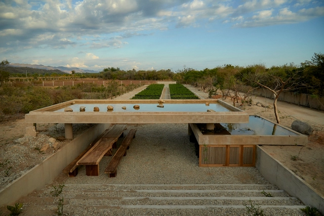 Integrating Water Into Architecture and Landscaping Consciously and Creatively - Featured Image