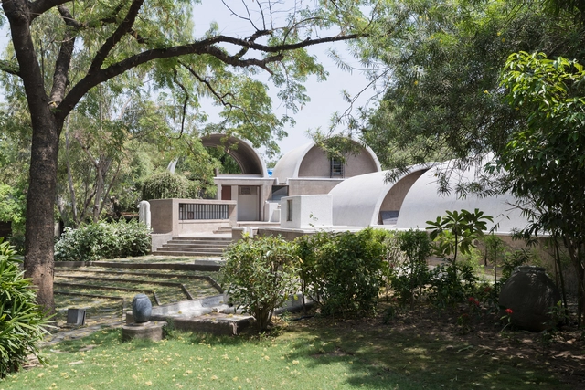 Paying Tribute to the Influential Architects We Have Lost in 2023 - Featured Image