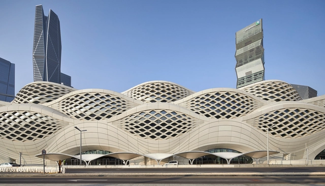 Estación de Metro del Distrito Financiero Rey Abdullah / Zaha Hadid Architects - Fotografía exterior, Estación De Metro, Fachada