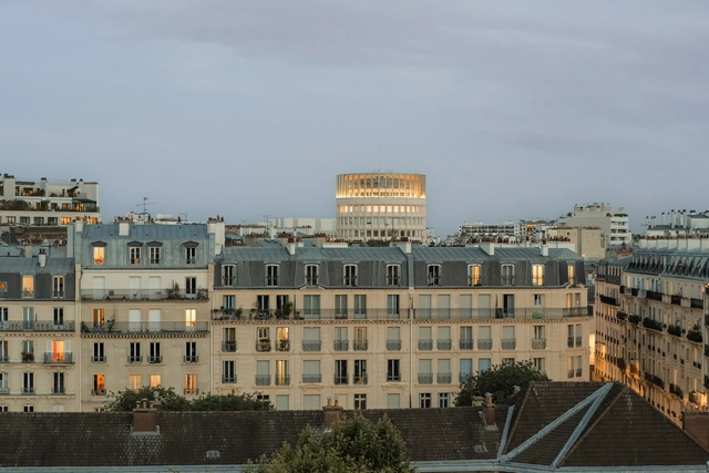 Edifício de Escritórios Racine / Maud Caubet Architectes - Remodelação