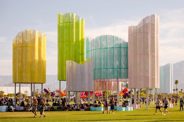 Large-Scale Installations Transform the Desert Landscape at Coachella Music Festival 2025 - Featured Image