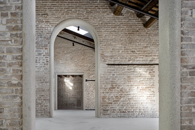 Architecture Details 101 in Venice: Carlo Scarpa and David Chipperfield in Dialogue Across Time - Featured Image
