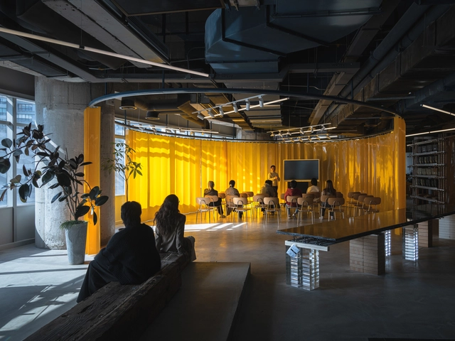 Espacio de Arte 889GLO / SpActrum - Fotografía interior, Interiores De Oficina, Iluminación, Sillas