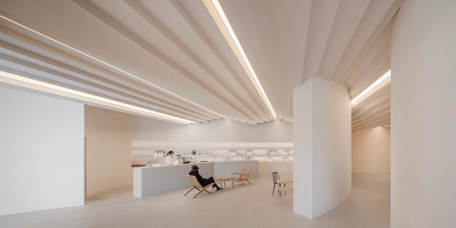 Museum and Gallery Cafés: 10 Examples That Enhance the Cultural Experience - Featured Image